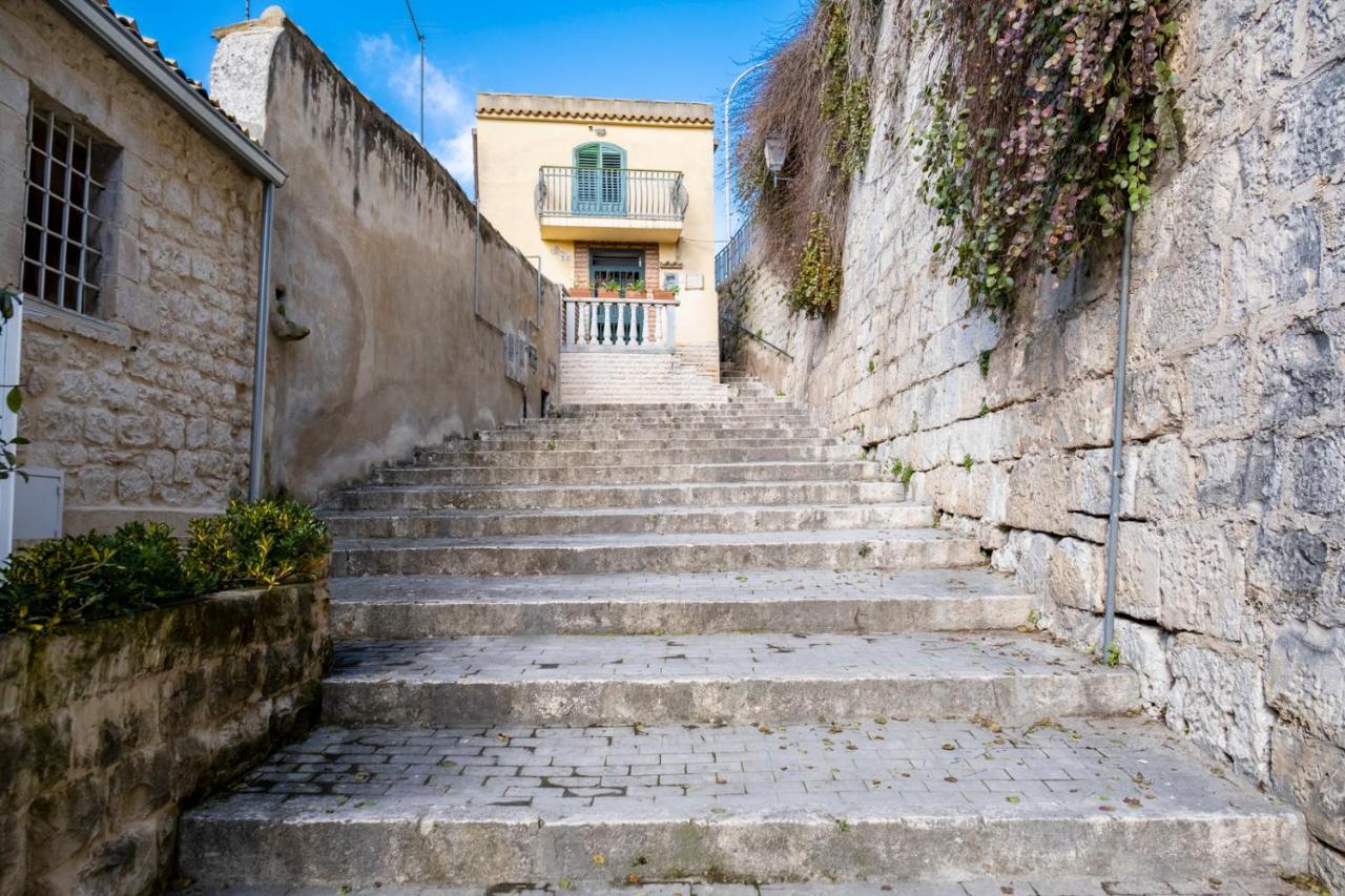 Luxury House Le Nuvole Apartamento Modica Exterior foto