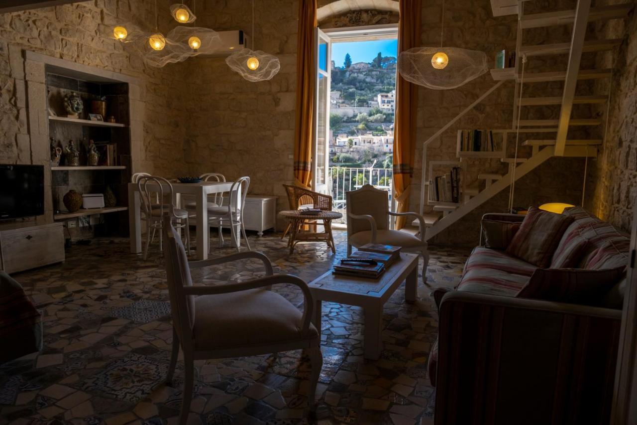 Luxury House Le Nuvole Apartamento Modica Exterior foto