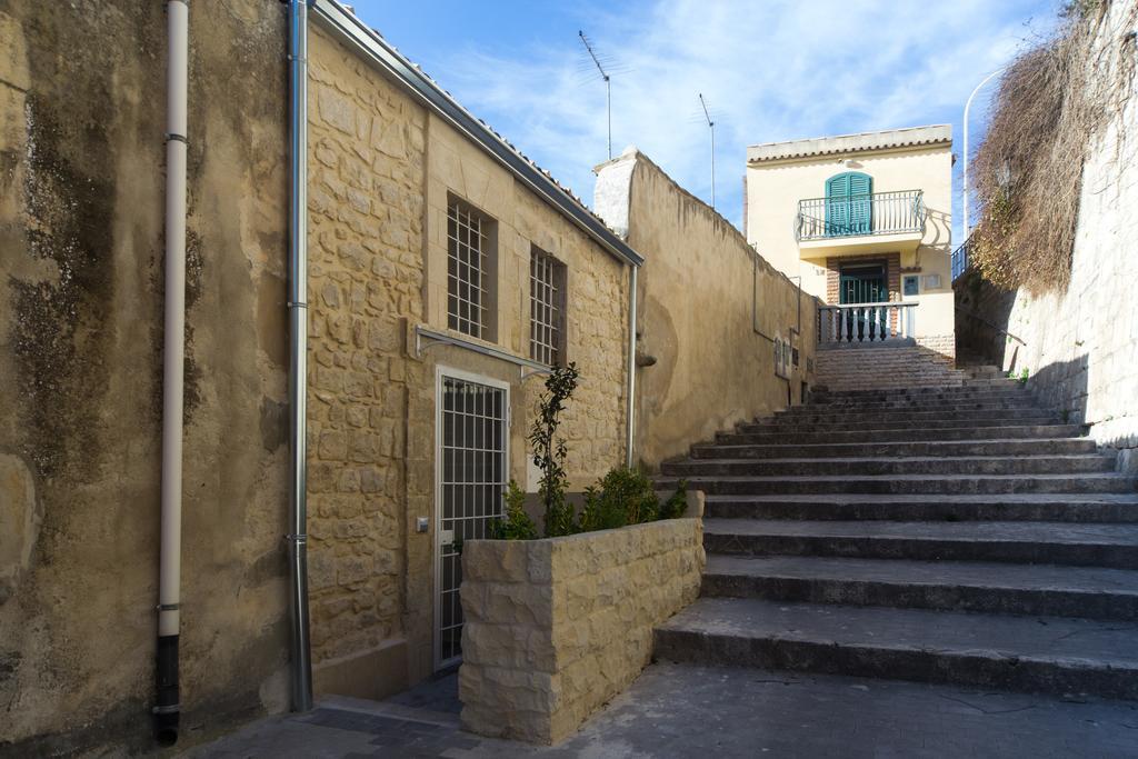 Luxury House Le Nuvole Apartamento Modica Exterior foto