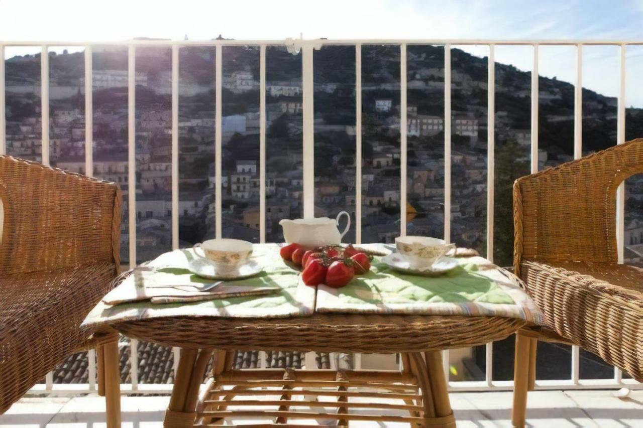 Luxury House Le Nuvole Apartamento Modica Exterior foto